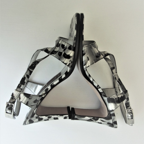 Giorgio Fabiani Black/Silver Patent Leather sandal - Picture 4 of 8